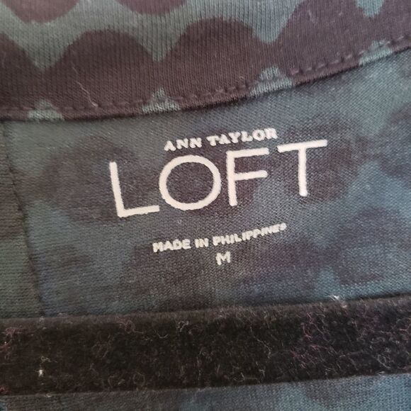 Ann Taylor Loft Long Sleeve Patterned Top - Picture 4 of 8